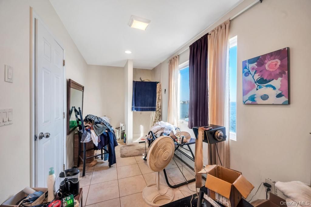 Interior, Recessed Lighting, Water