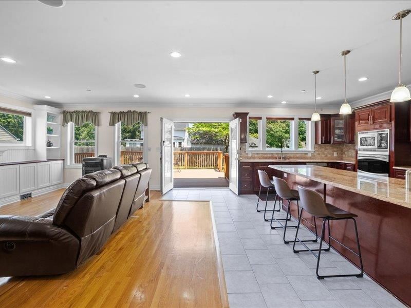 Interior, Kitchen, Living room, Pendant Lights, Recessed Lighting, Wood Texture Flooring