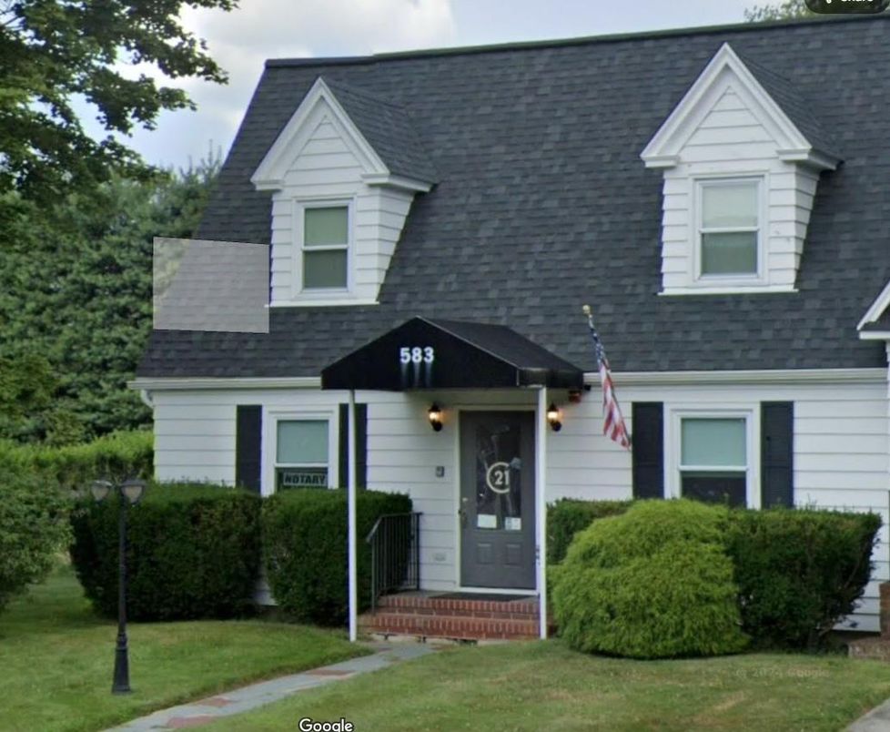 Exterior, Facade, Cape Cod