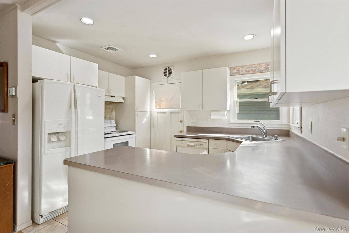 Interior, Kitchen, Recessed Lighting
