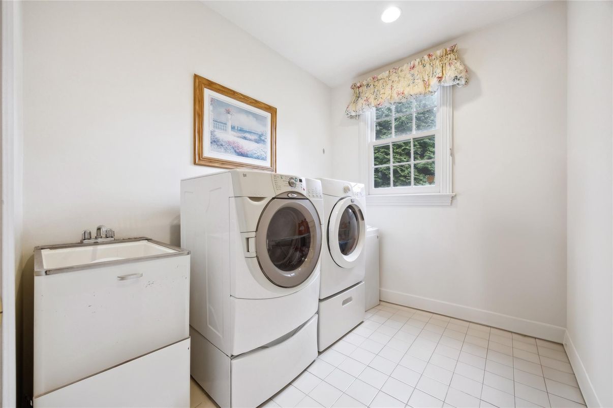 Interior, Recessed Lighting, Washer