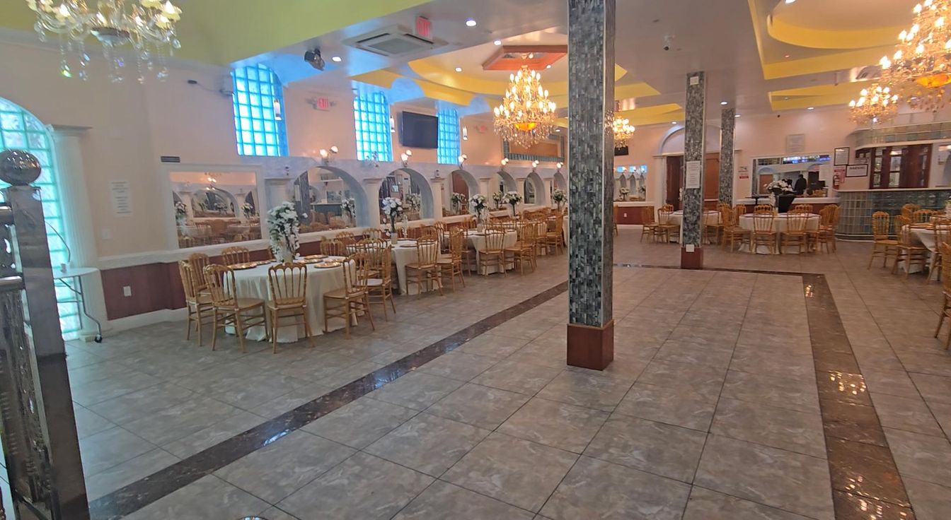 Chandelier, Dining room, Interior, Recessed Lighting