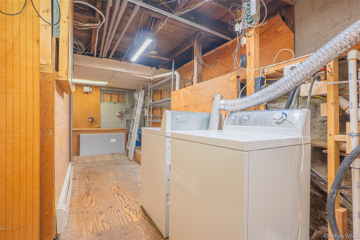 Interior, Utility Closets, Washer