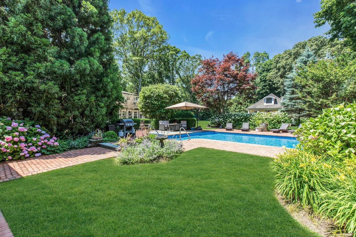 Backyard, Exterior, Pool