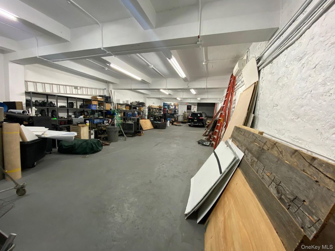 Garage, Interior, Stone Walls