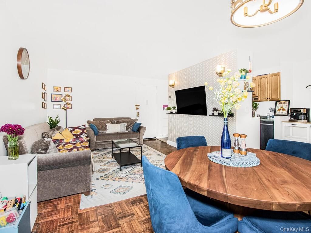 Dining room, Interior, Living room, Wood Texture Flooring