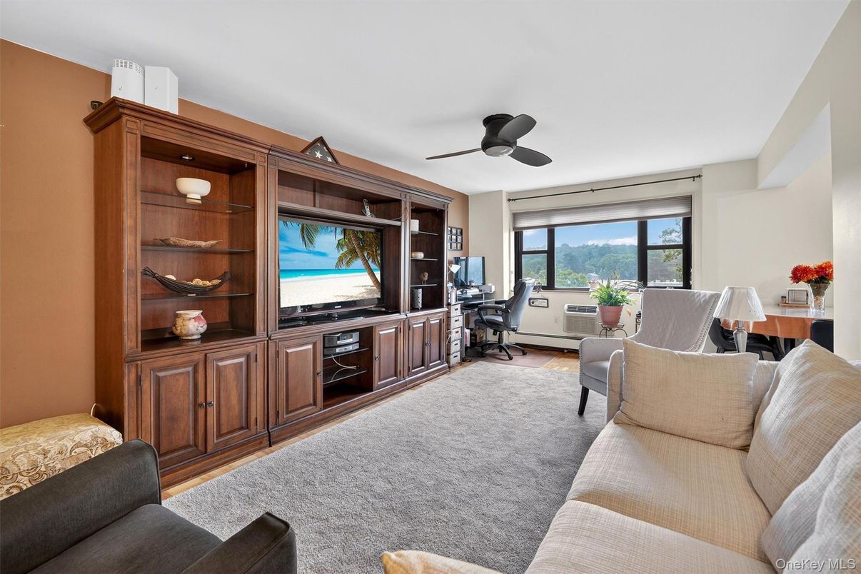 Home Office, Interior, Living room