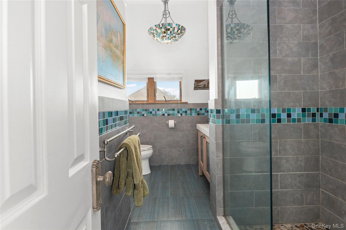 Bathroom, Interior, Pendant Lights