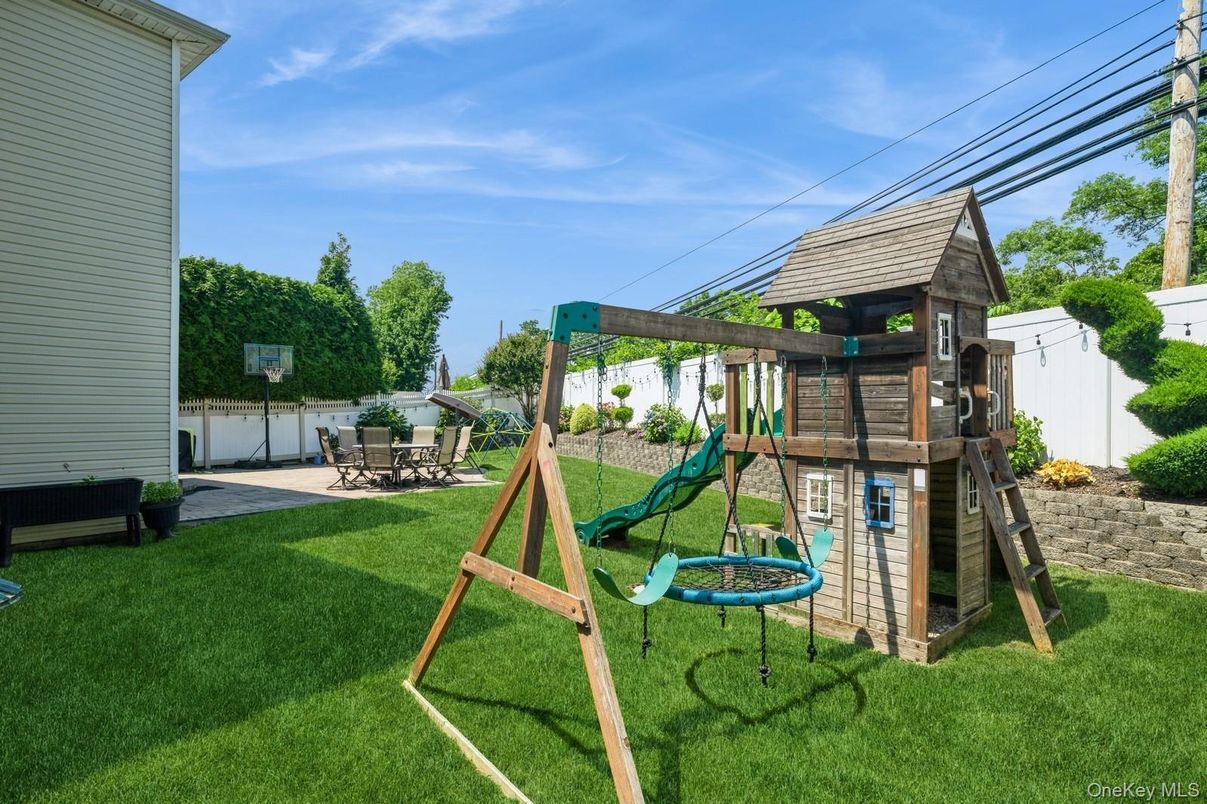 Backyard, Exterior, Playground