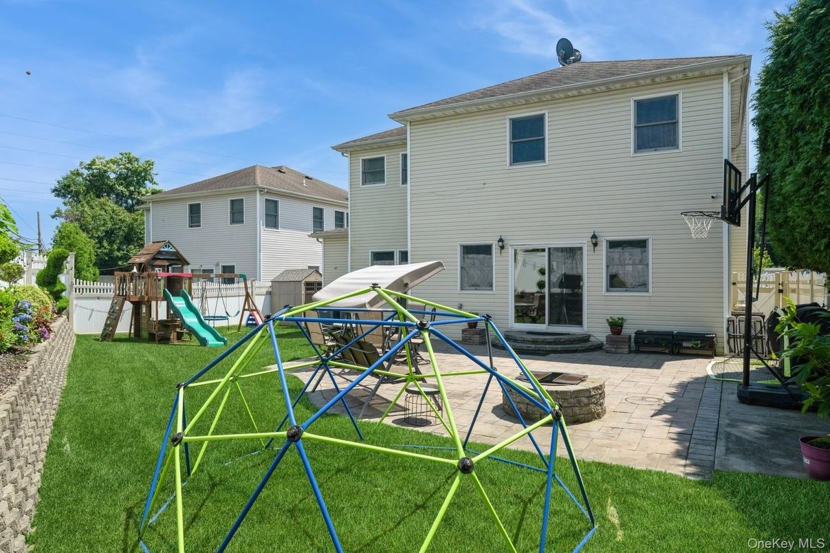 Backyard, Exterior, Playground