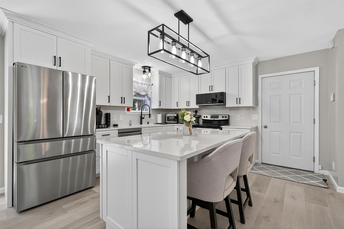 Interior, Kitchen, Pendant Lights, Stainless Steel Appliances, Wood Texture Flooring