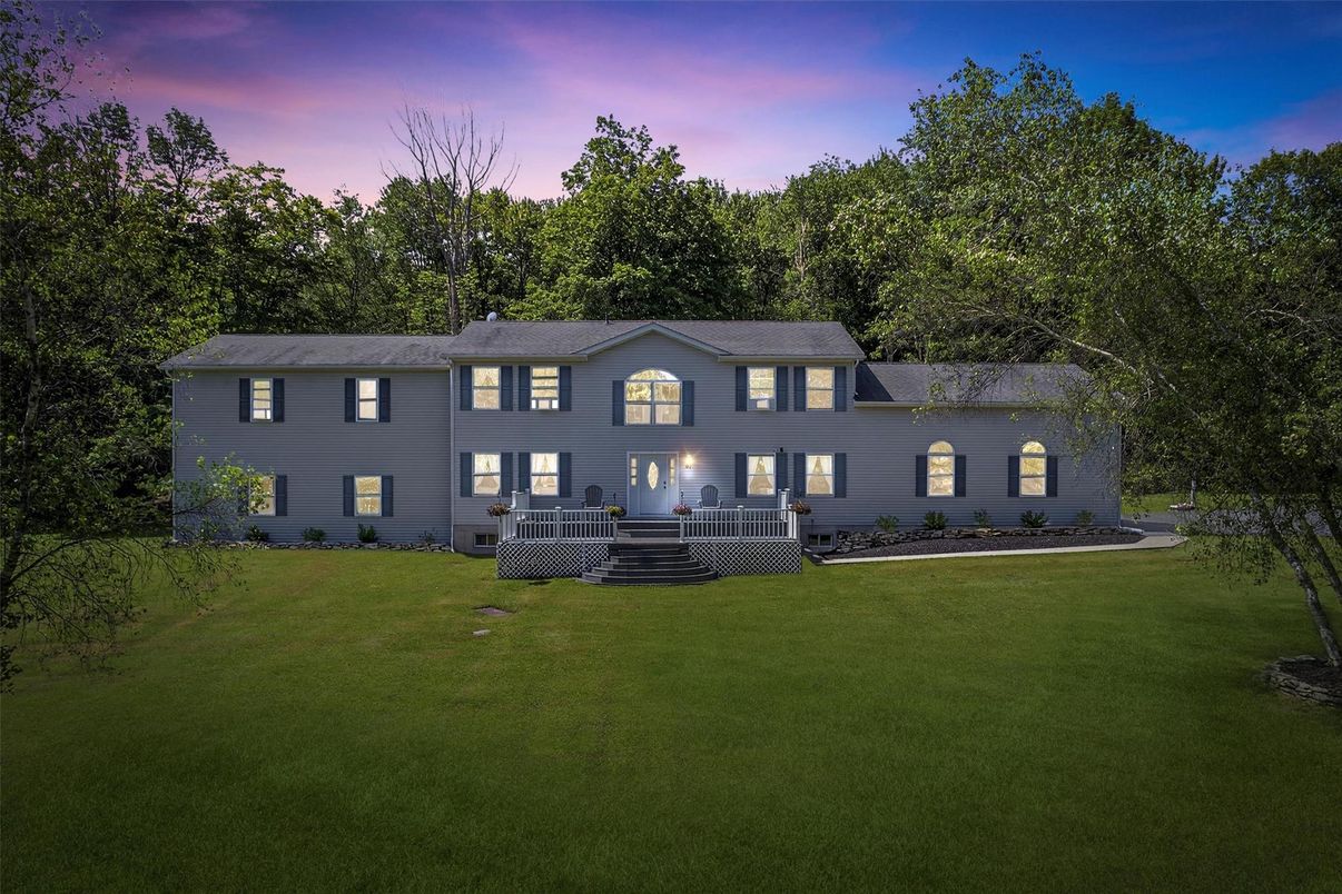 Backyard, Exterior, Facade, Georgian