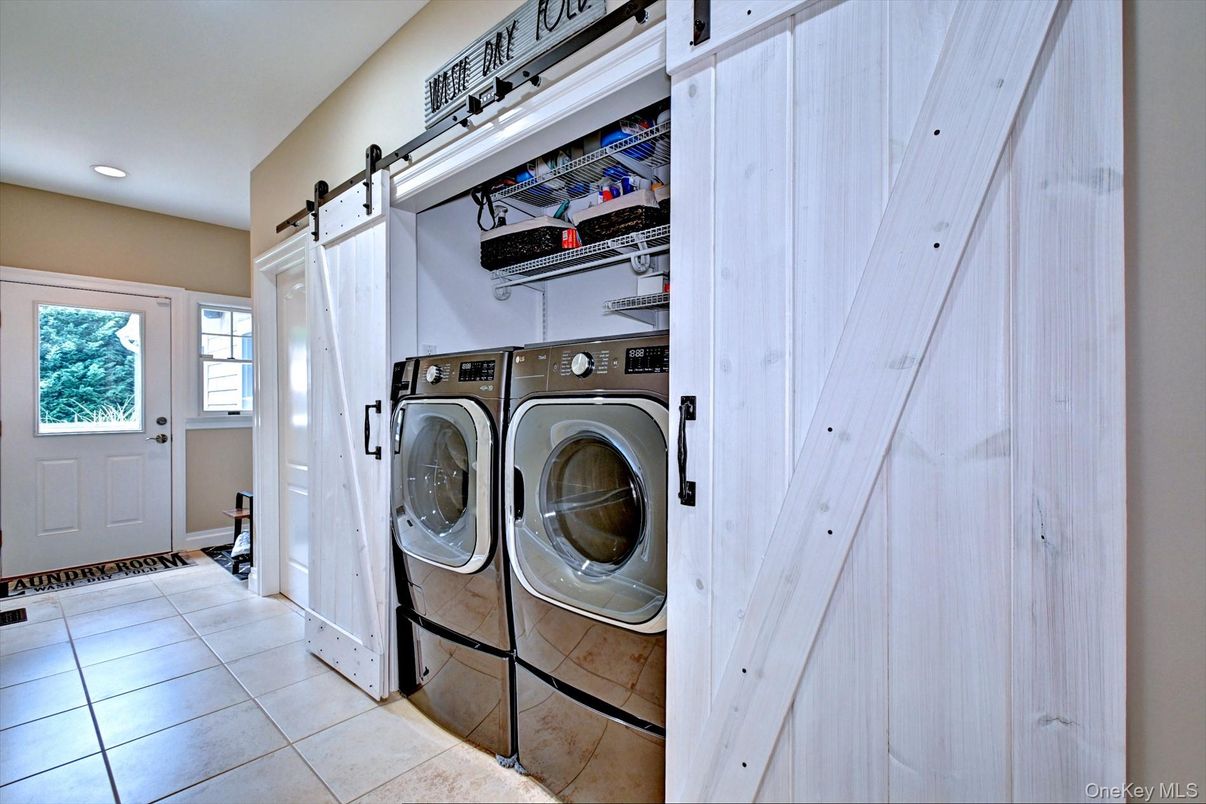 Interior, Recessed Lighting, Utility Closets, Washer