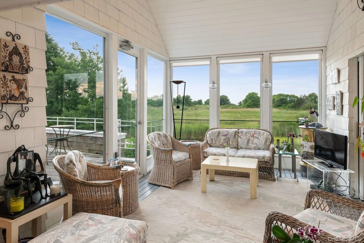 Interior, Living room, Sun Room