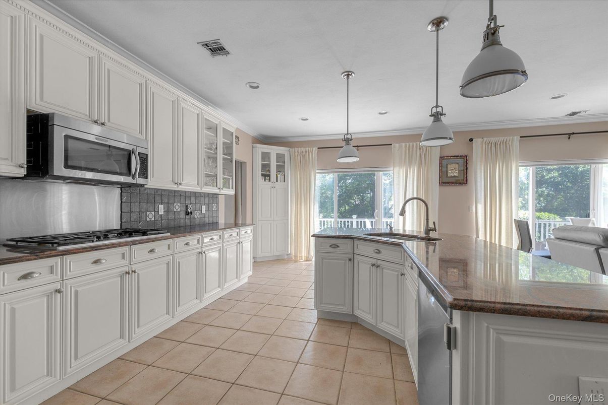 Interior, Kitchen, Pendant Lights, Recessed Lighting