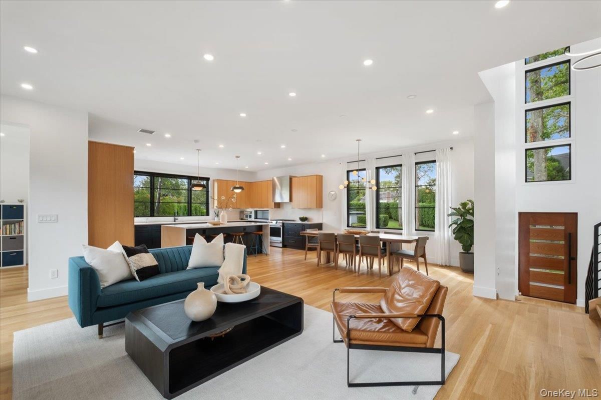 Dining room, Interior, Kitchen, Living room, Pendant Lights, Recessed Lighting, Stainless Steel Appliances, Wood Texture Flooring