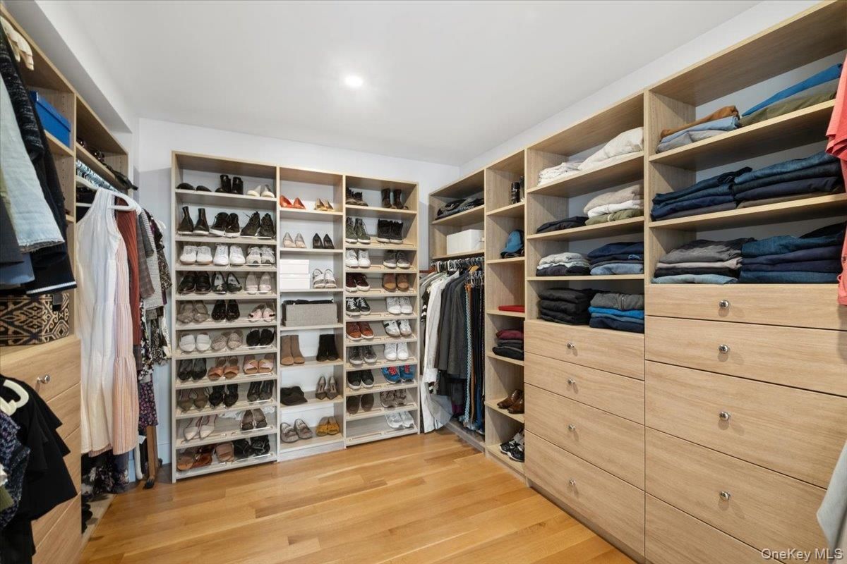 Interior, Recessed Lighting, Walk-in Closets, Wood Texture Flooring