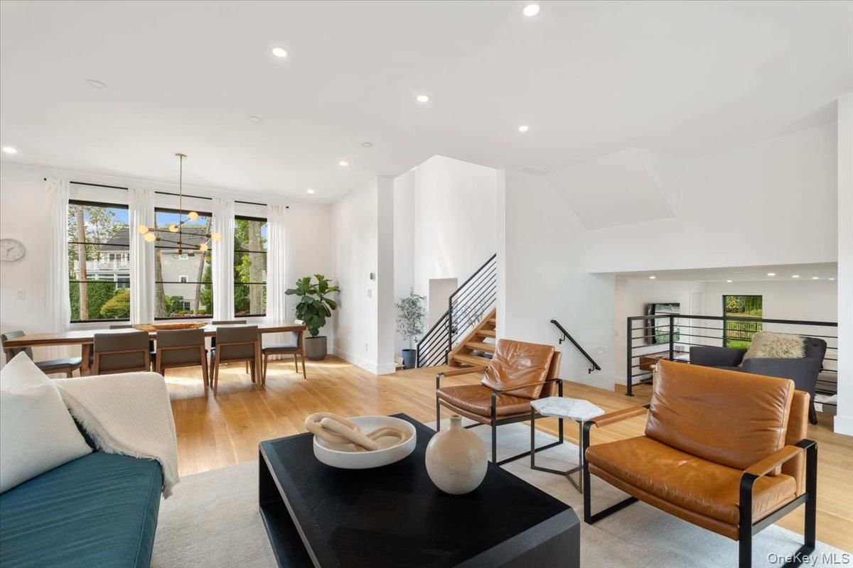 Dining room, Interior, Living room, Pendant Lights, Recessed Lighting, Wood Texture Flooring