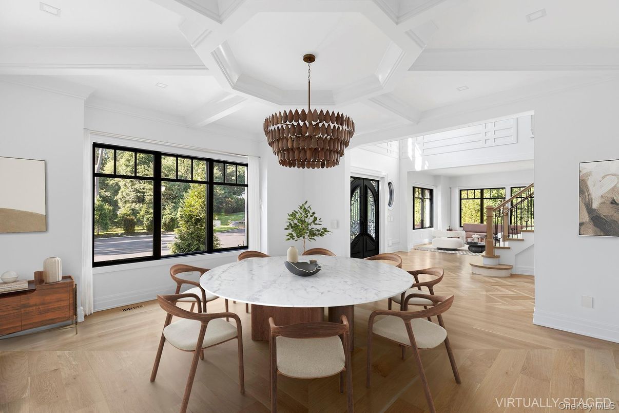 Chandelier, Dining room, Interior, Recessed Lighting, Wood Texture Flooring