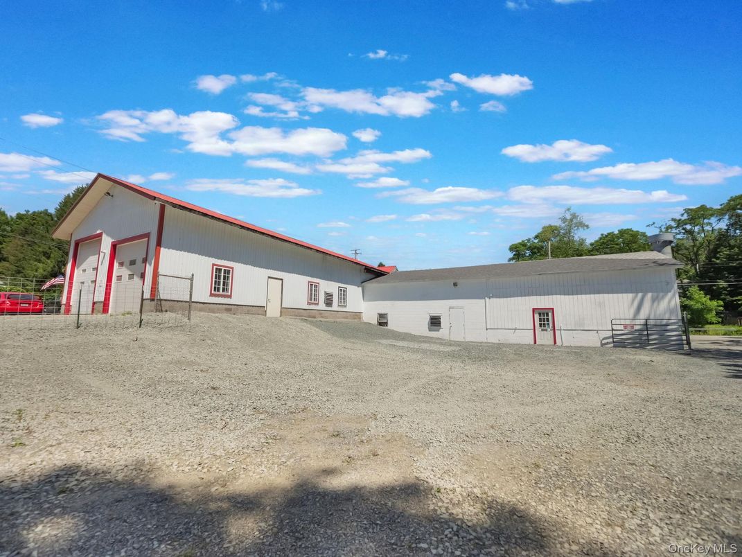 Backyard, Detached Garage, Exterior