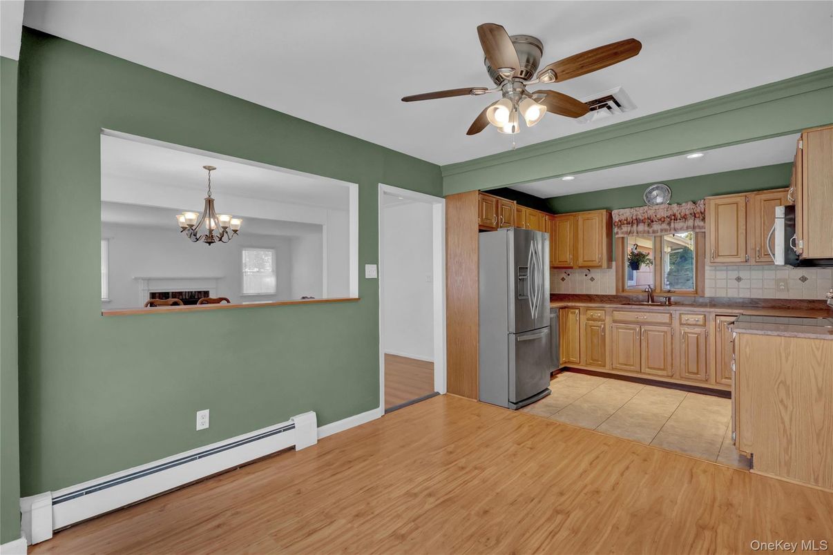 Chandelier, Interior, Kitchen, Recessed Lighting, Wood Texture Flooring