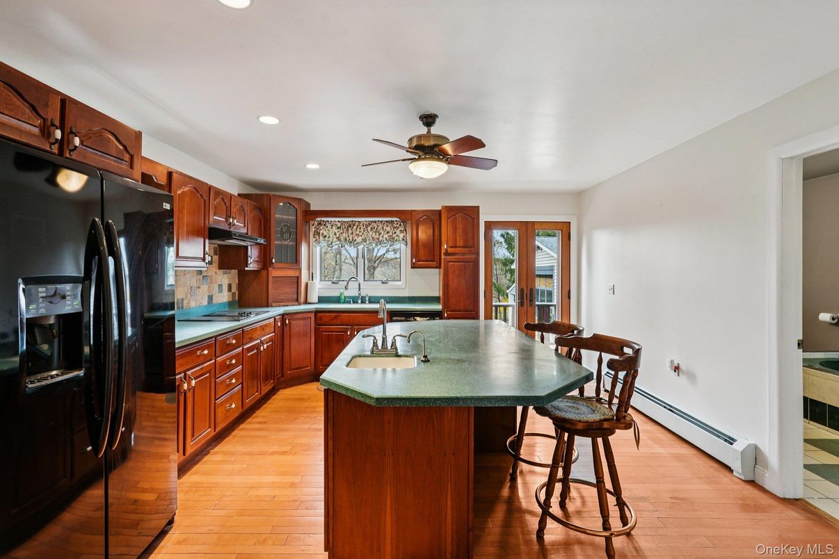 DE Listing image placeholder