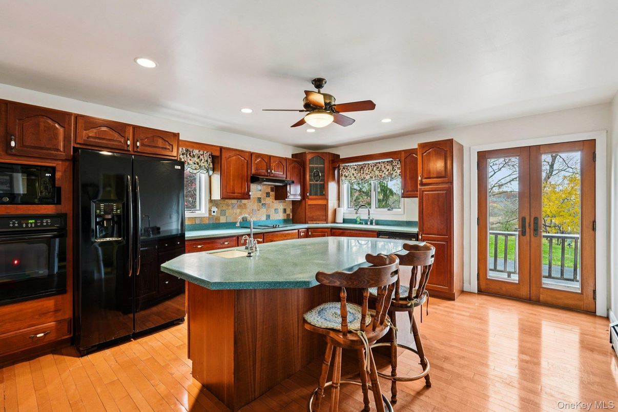 DE Listing image placeholder