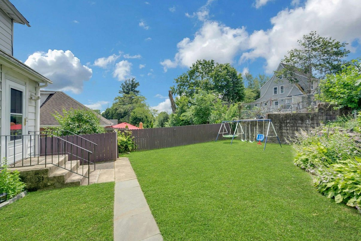 Backyard, Exterior, Playground