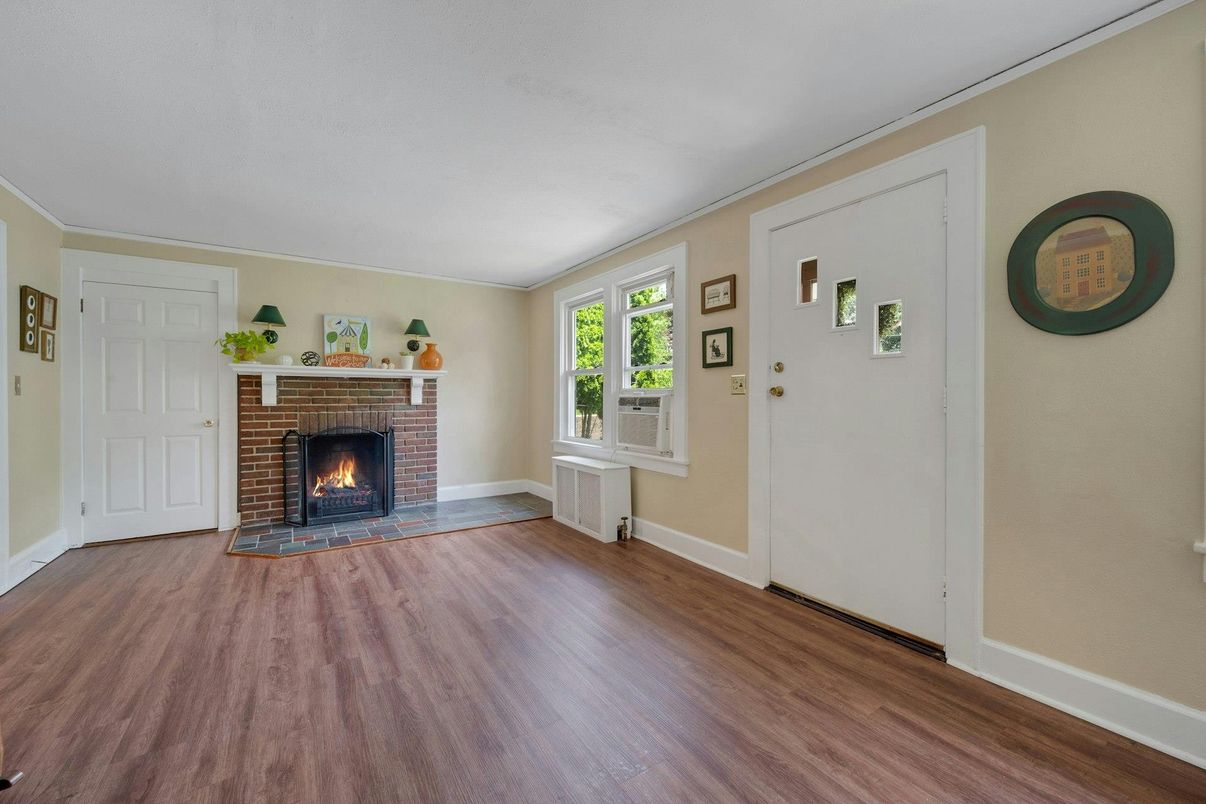 Empty room, Fireplace, Interior, Wood Texture Flooring