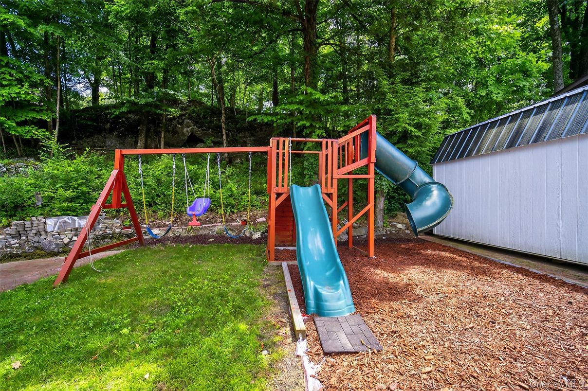 Backyard, Exterior, Playground