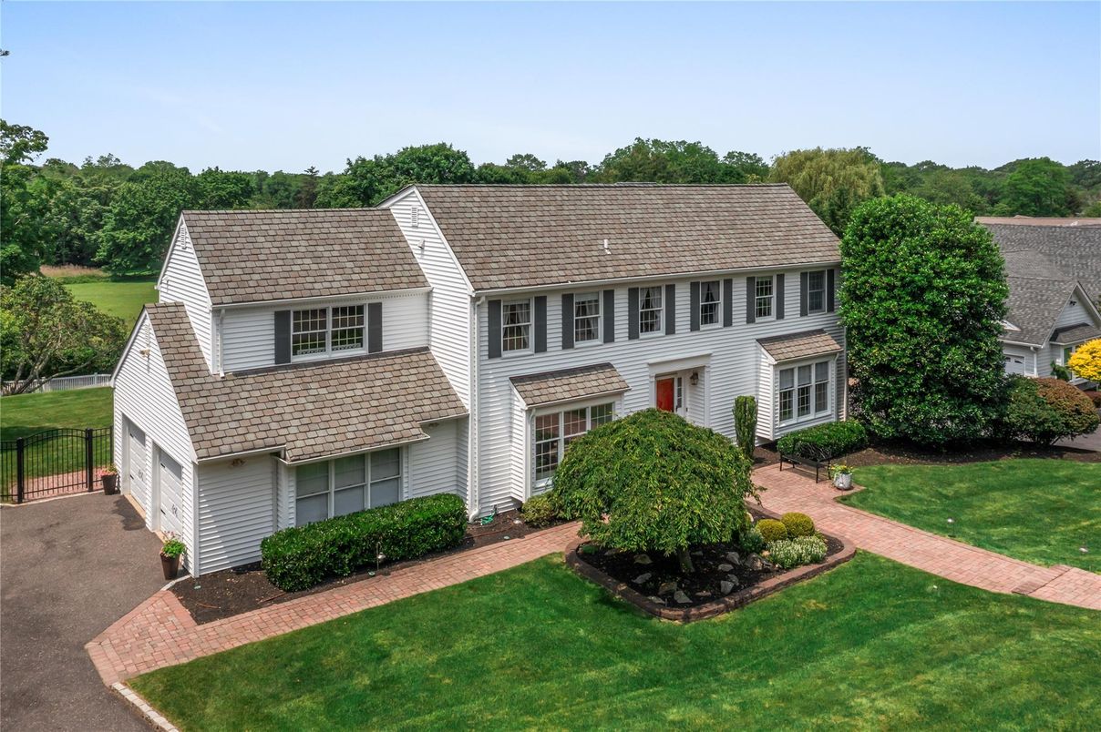 Attached, Backyard, Exterior, Facade, Georgian