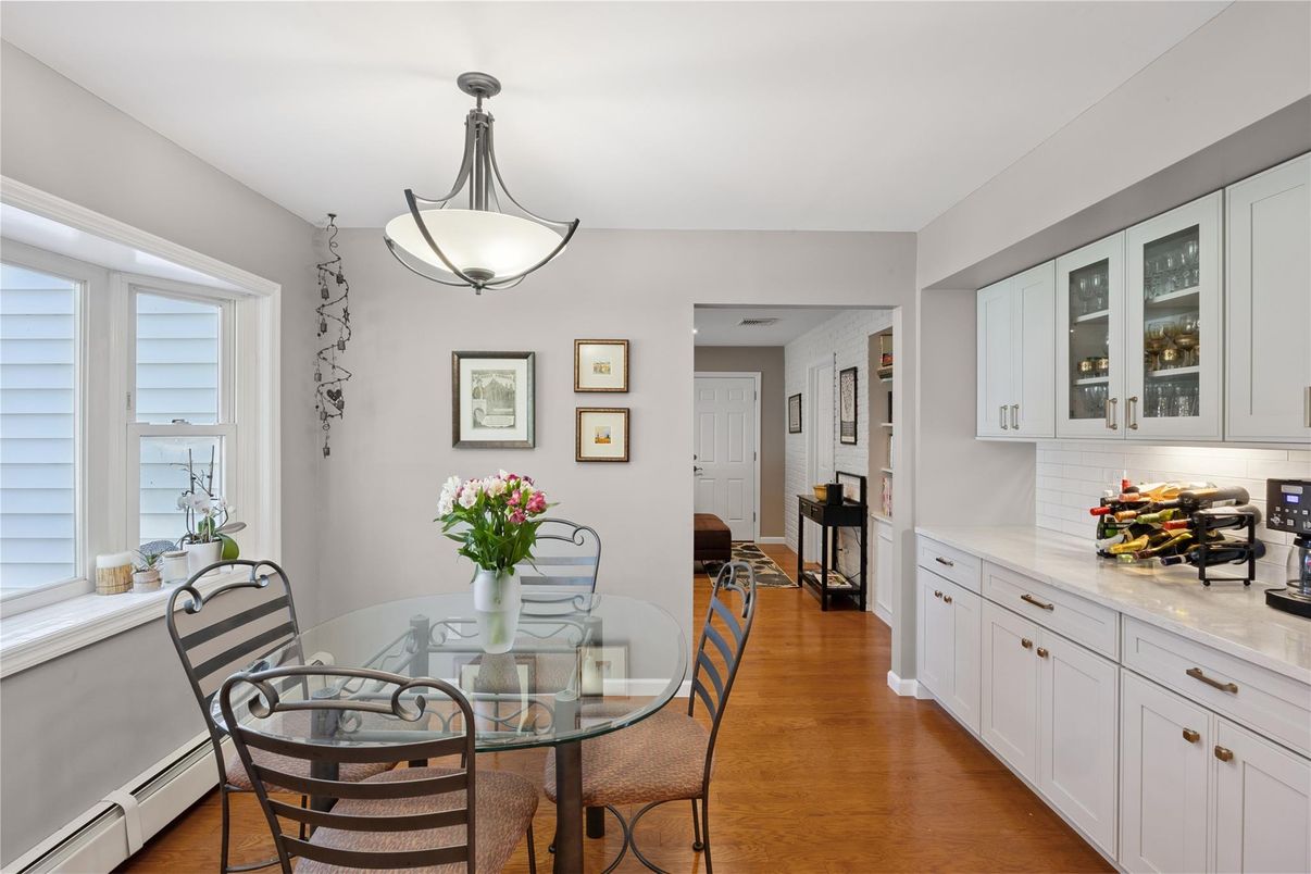 Dining room, Interior, Wood Texture Flooring