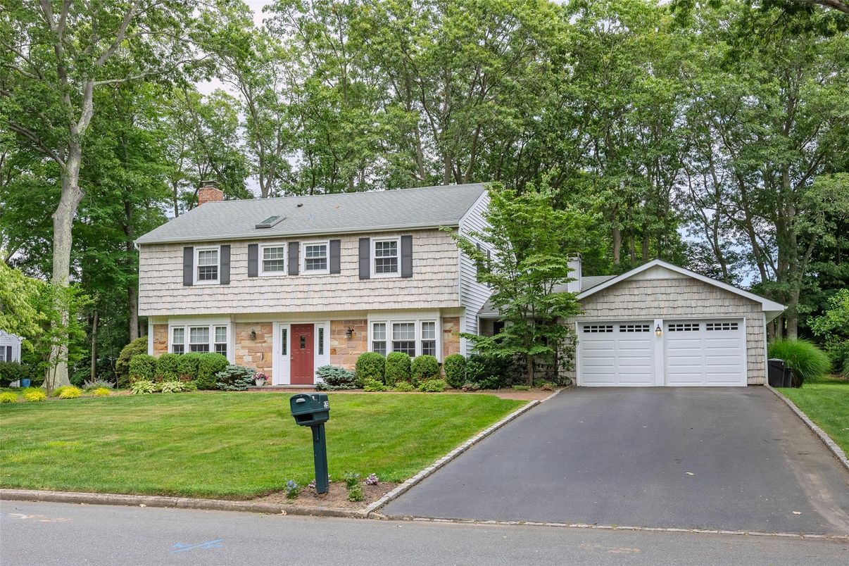 Attached, Exterior, Facade, Georgian