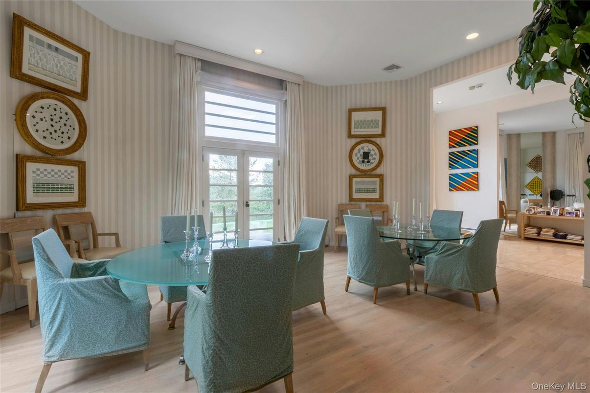 Dining room, Interior, Recessed Lighting, Wood Texture Flooring