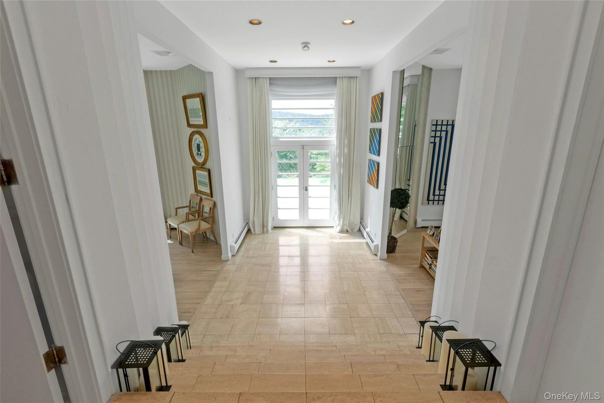 Interior, Recessed Lighting