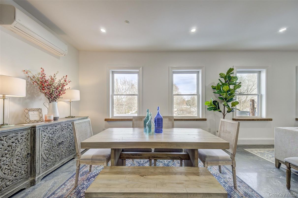Dining room, Interior, Recessed Lighting, Wood Texture Flooring