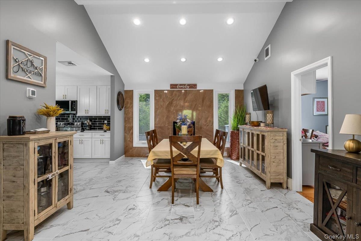 Dining room, Interior, Kitchen, Marble, Recessed Lighting