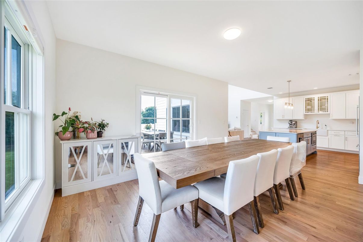 Dining room, Interior, Kitchen, Pendant Lights, Recessed Lighting, Wood Texture Flooring