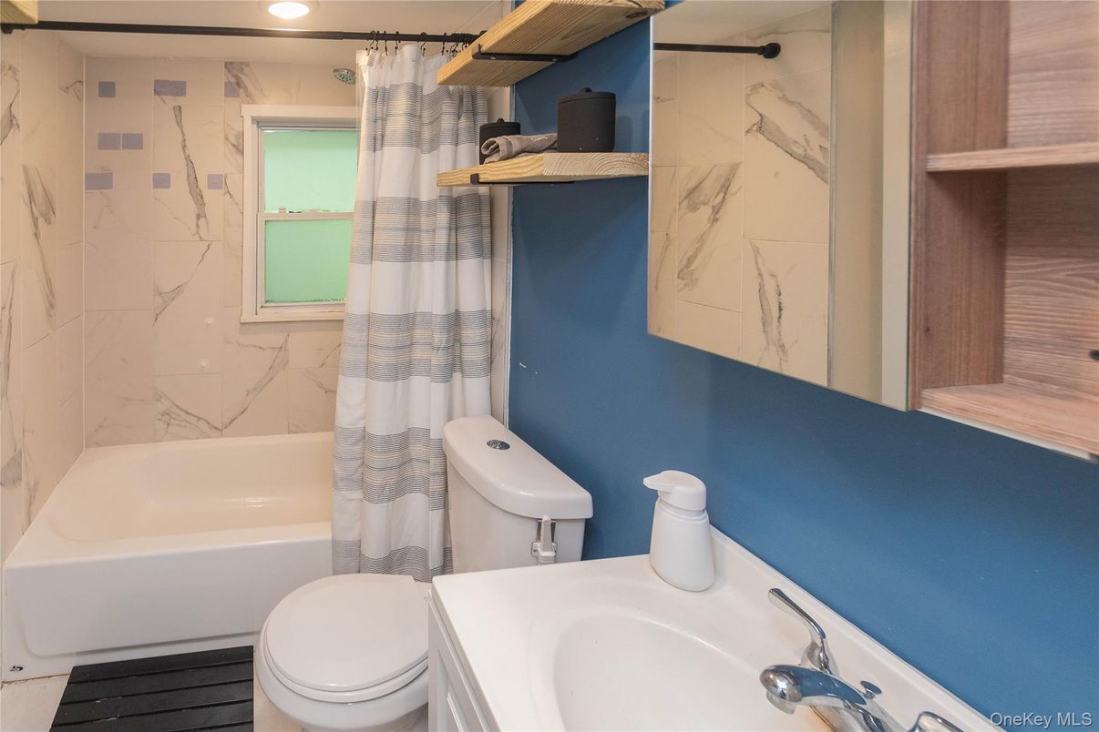 Bathroom, Interior, Marble Walls