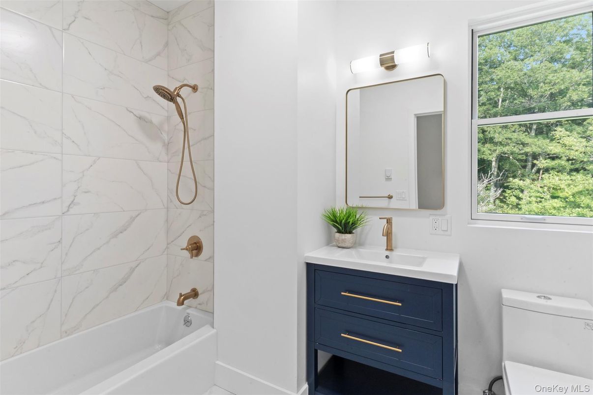 Bathroom, Interior, Marble Walls