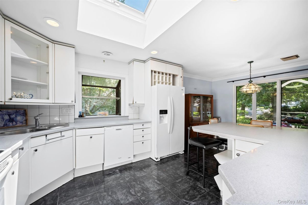 Interior, Kitchen, Pendant Lights, Recessed Lighting