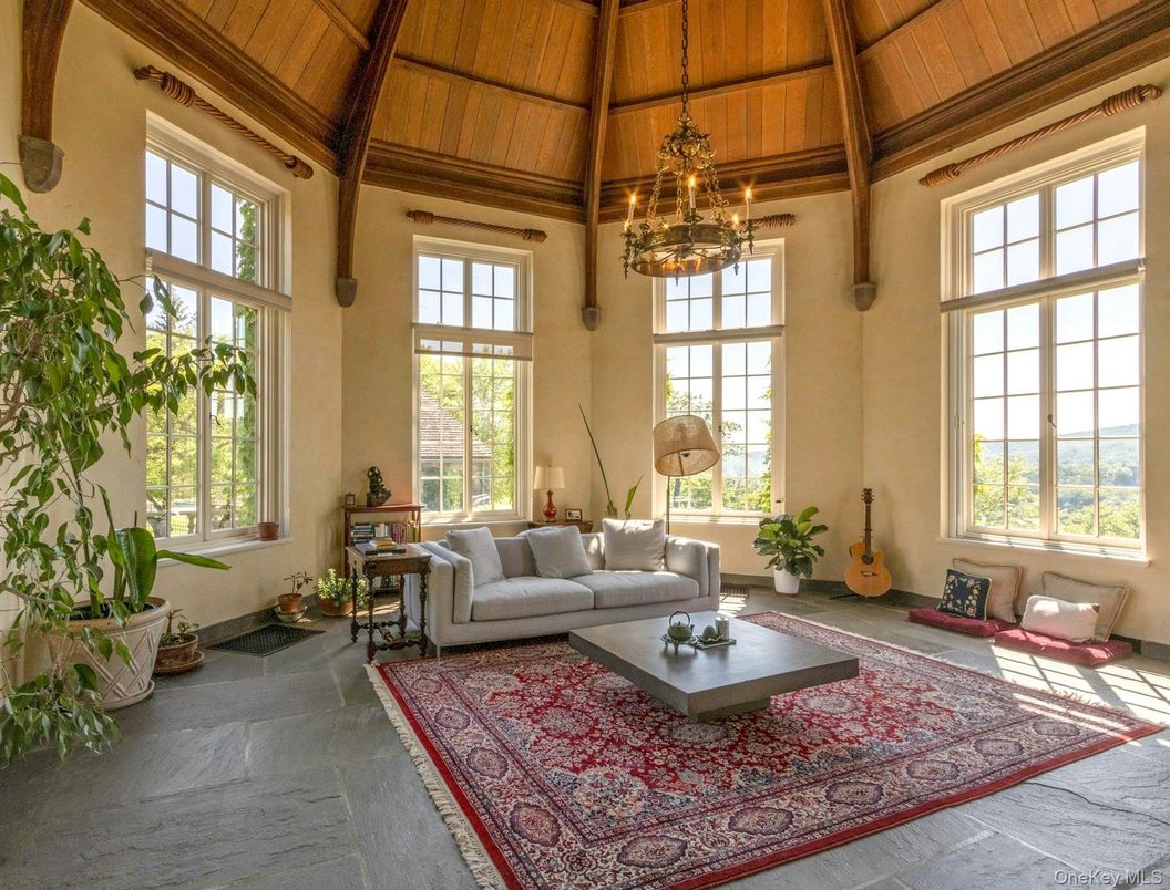 Chandelier, Interior, Living room, Wooden Beams, Wooden Ceilings