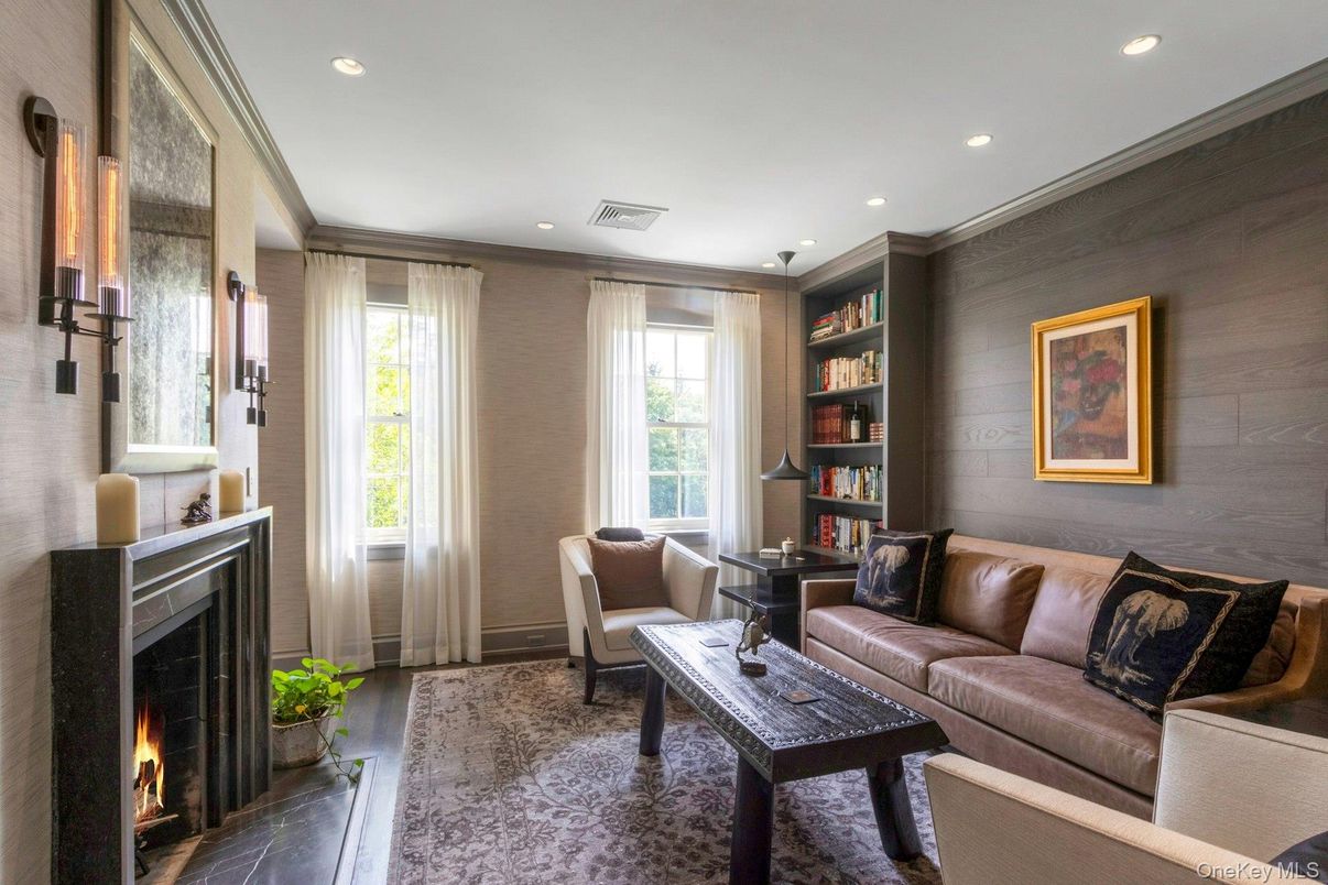 Fireplace, Interior, Living room, Recessed Lighting, Wood Texture Flooring