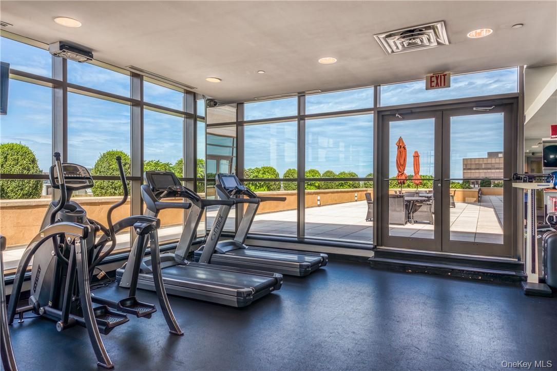 Fitness Equipment, Gym, Interior, Recessed Lighting, Water