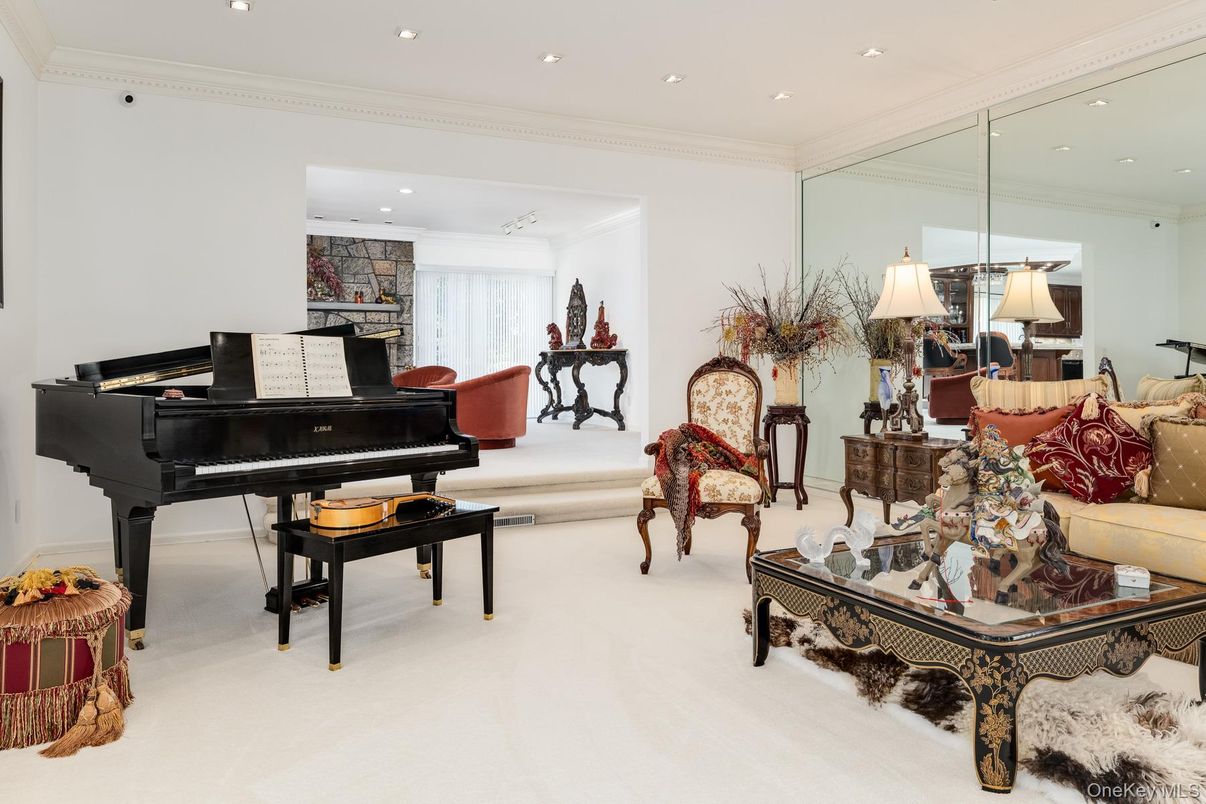 Interior, Living room, Piano, Recessed Lighting