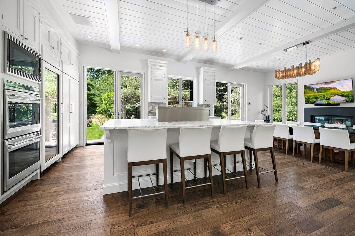Interior, Kitchen, Pendant Lights, Recessed Lighting, Wood Texture Flooring