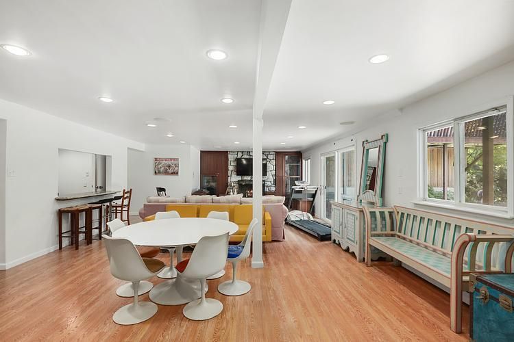 Dining room, Interior, Living room, Recessed Lighting, Wood Texture Flooring