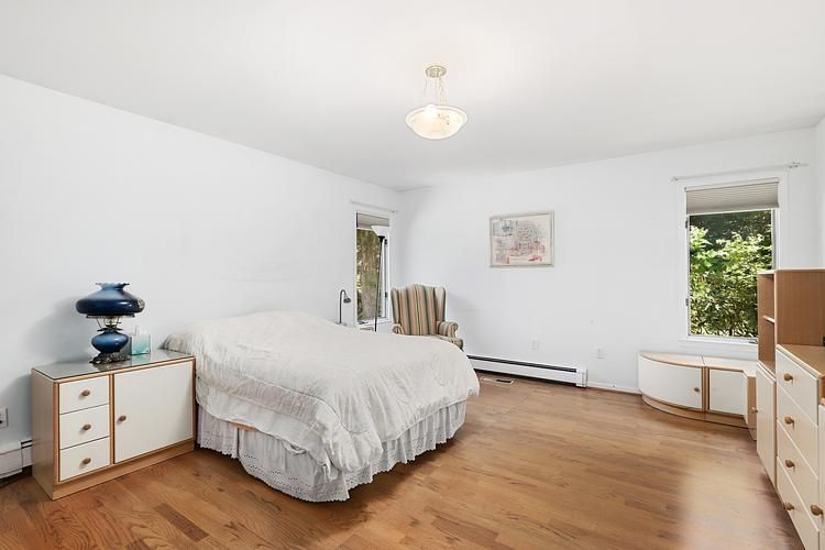 Bedroom, Interior, Pendant Lights, Wood Texture Flooring