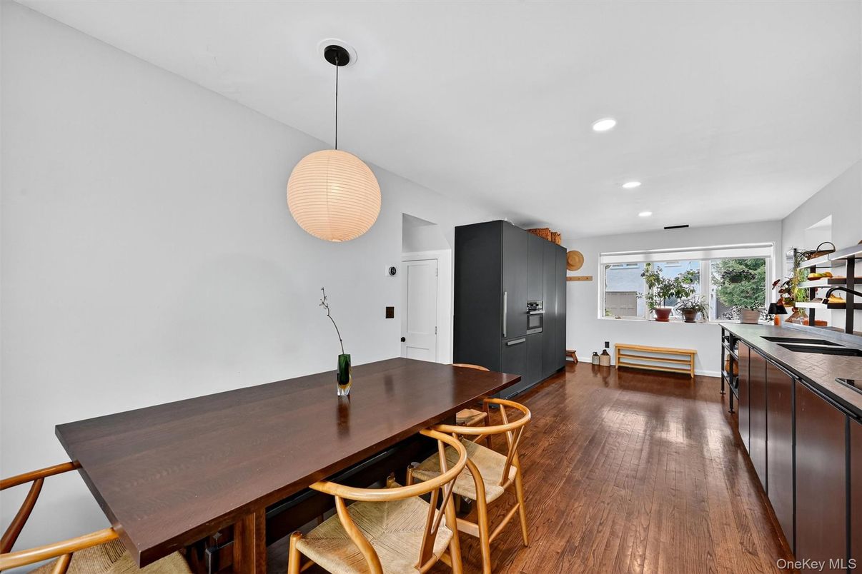 Dining room, Interior, Pendant Lights, Recessed Lighting, Wood Texture Flooring