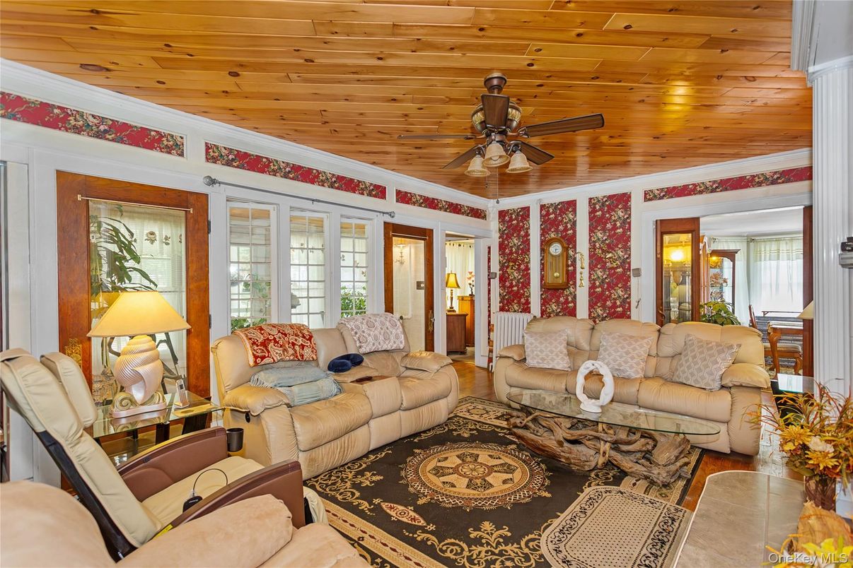 Interior, Living room, Wooden Ceilings